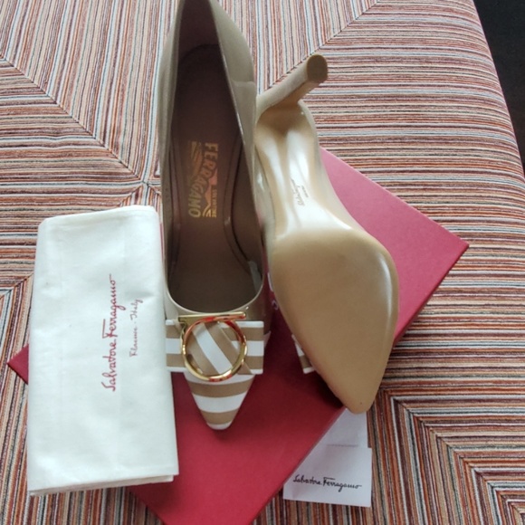 Perfect Pumps - Picture 3 of 6